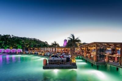 Cratos Premium Hotel Erken Rezervasyon İndirimi