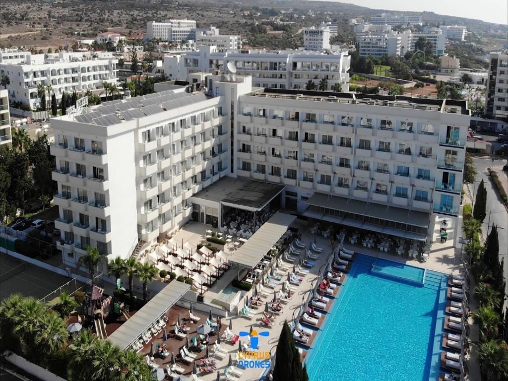 Nestor Hotel