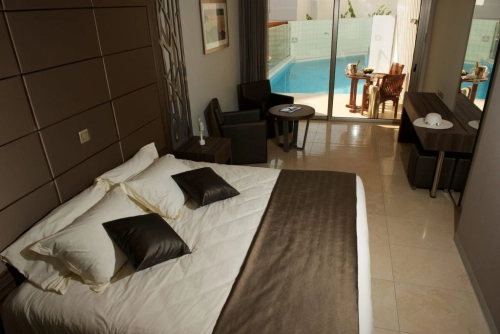 Adams Beach Hotel & Deluxe Wing