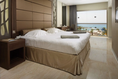 Adams Beach Hotel & Deluxe Wing