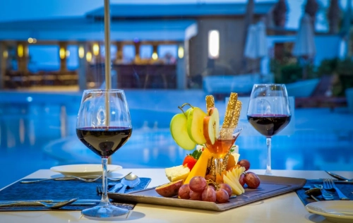 Adams Beach Hotel & Deluxe Wing