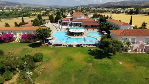 Akamanthea Holiday Village
