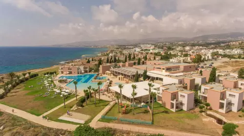 Akteon Holiday Village