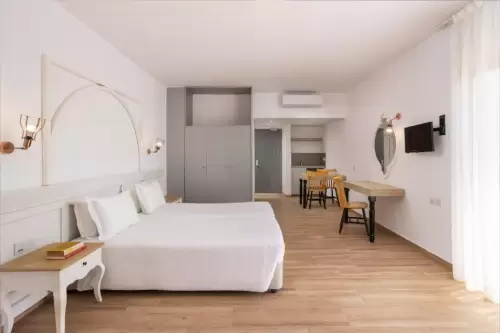 Akteon Holiday Village