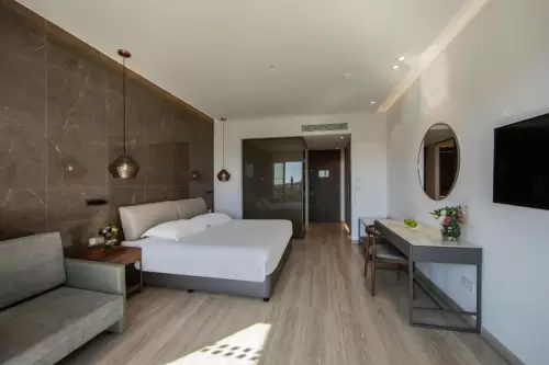 Aliathon Resort