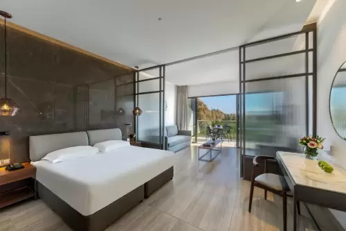 Aliathon Resort