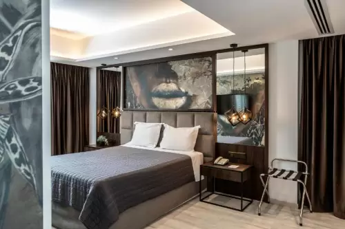 Almond Business Suites