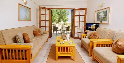 Almond Holiday Village