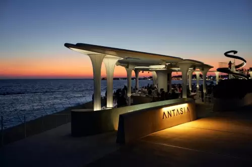 Almyra Hotel