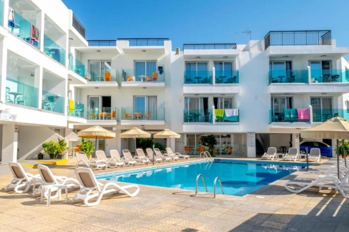 AMaos Hotel Apartments