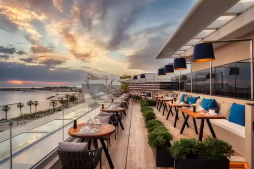 Amavi MadeForTwo Hotels