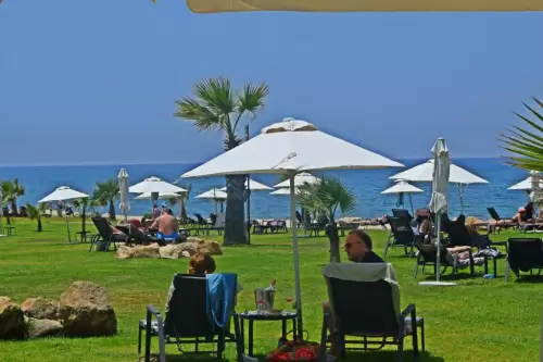 Amphora Hotel & Suites