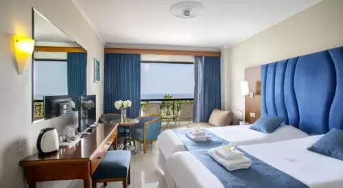 Anastasia Beach Hotel & Apartments