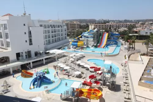 Anastasia Beach Hotel & Apartments