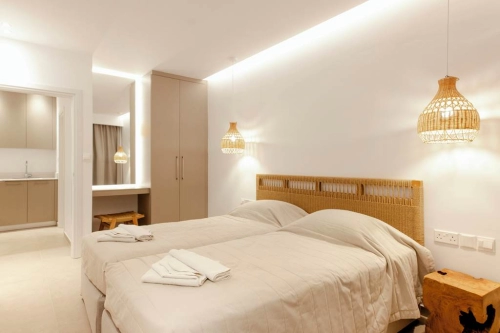 Andreotis Hotel & Apartments