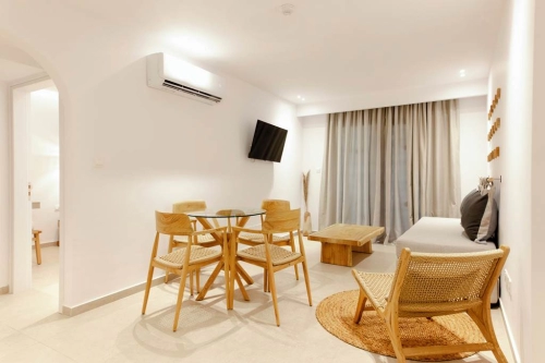 Andreotis Hotel & Apartments