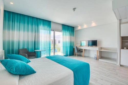 Anesis Hotel