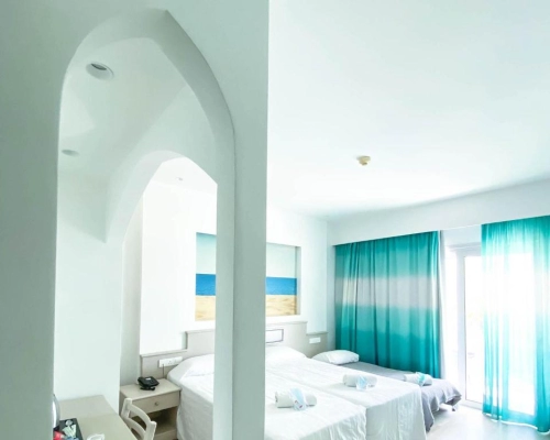 Anesis Hotel