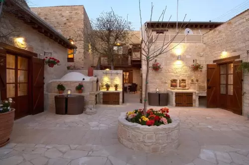 Arsorama Village Homes