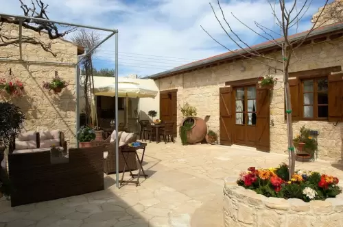 Arsorama Village Homes
