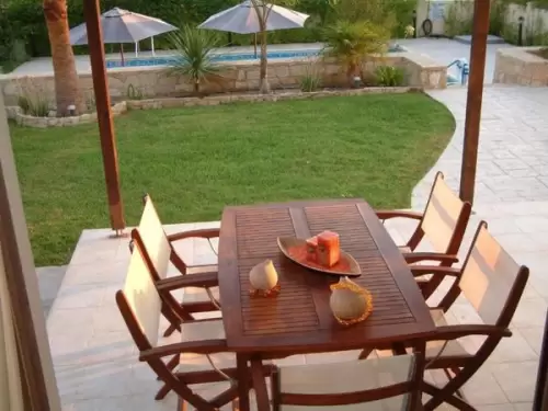 Vineland Holiday Villas