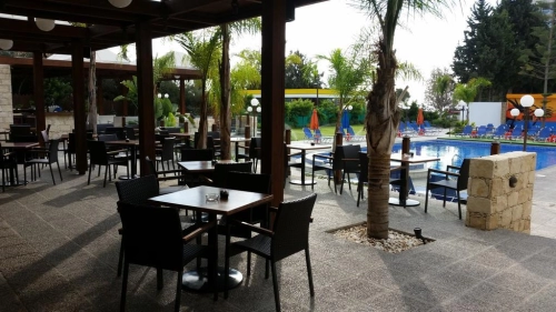 Caravel Hotel
