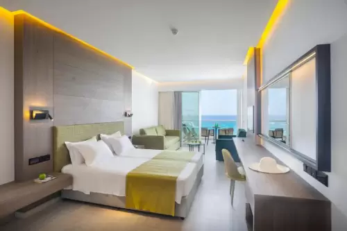 Cavo Maris Beach