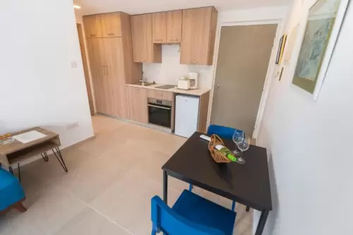 Chrielka Hotel Apartments
