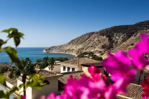 COLUMBIA Beach Resort Pissouri