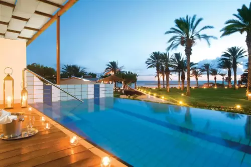 Constantinou Bros Asimina Suites Hotel