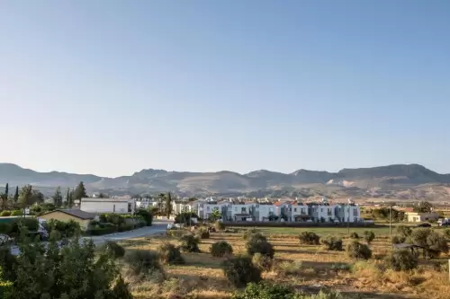 Deniz Airport Suites