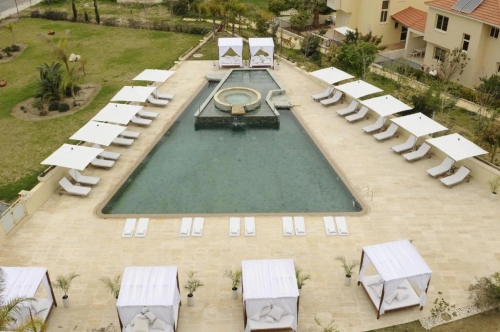 E-Hotel