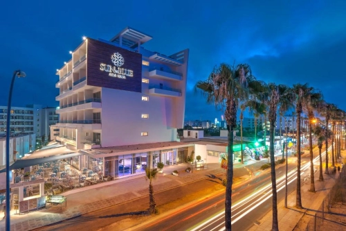 Gaia Sun N Blue Boutique Hotel