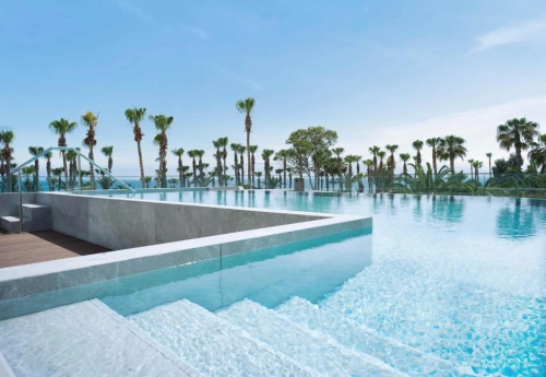 Grand Resort Hotel