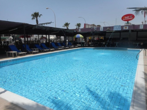 Kkaras Hotel