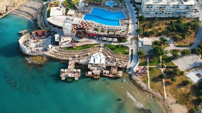 Kyrenia Holidays - Lord's Palace Hotel