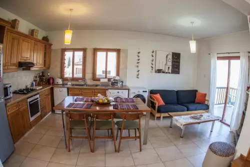 Lania Royal Oak Villa