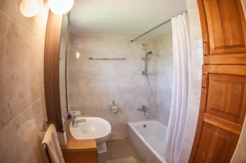 Lania Royal Oak Villa