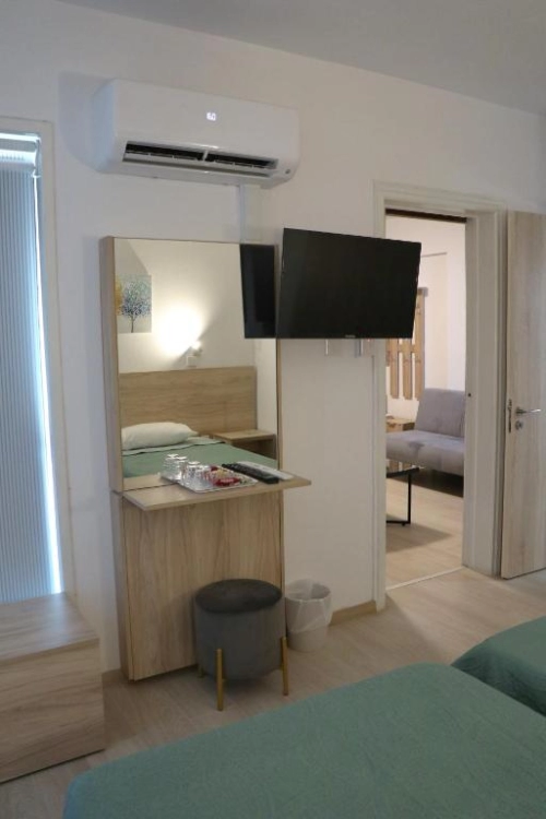 Layiotis Hotel Apartments