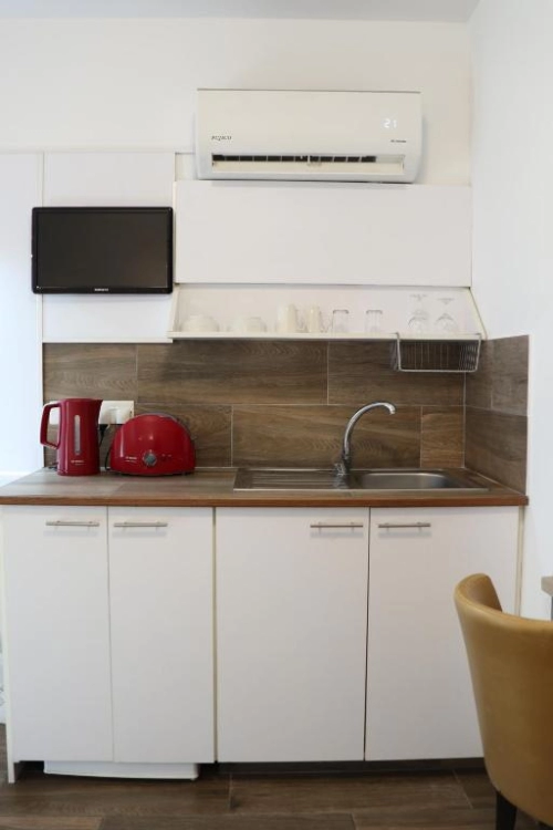 Layiotis Hotel Apartments