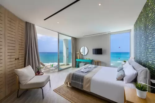 Leonardo Plaza Cypria Maris Beach Hotel & Spa & Leonardo Cypria Bay