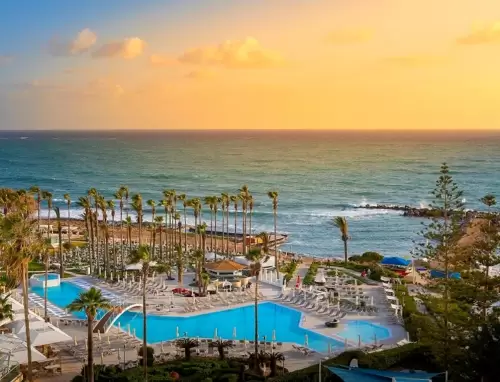 Leonardo Plaza Cypria Maris Beach Hotel & Spa & Leonardo Cypria Bay