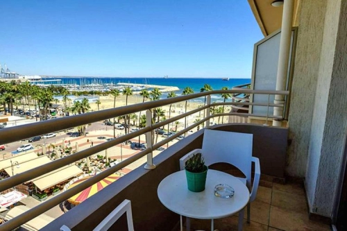 Les Palmiers Beach Hotel