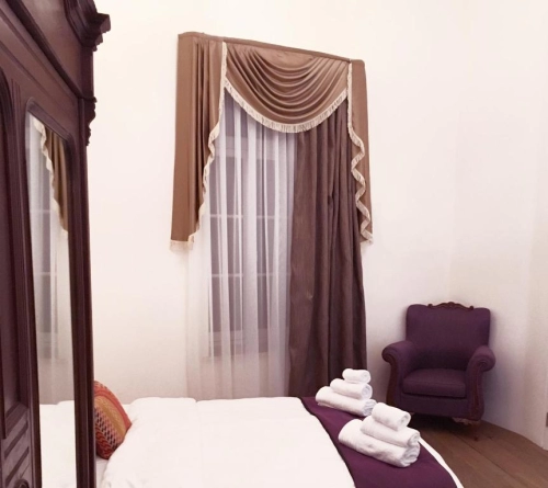 Lokal Hotel