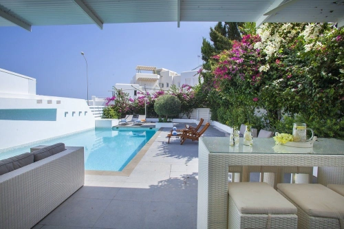 Louis Nausicaa Luxury Villas