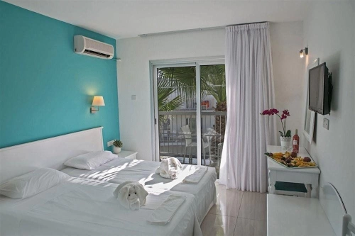 Marisa Hotel Apartments