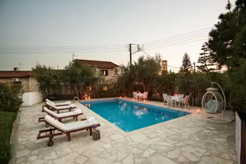 Meleni Cottage Houses