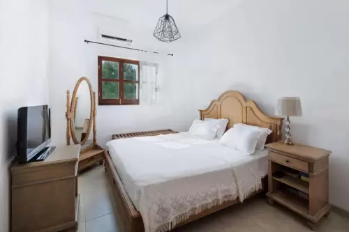 Meleni Cottage Houses
