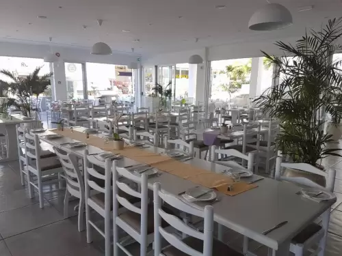 Melini Hotel Suites