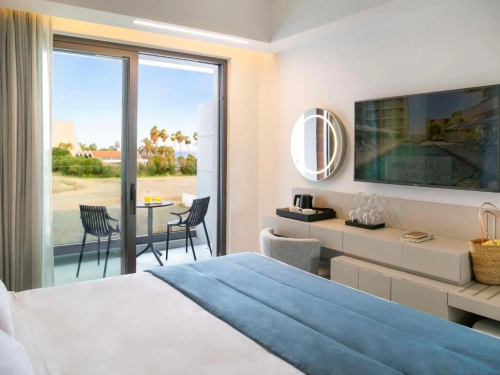 Mercure Larnaca Beach Resort